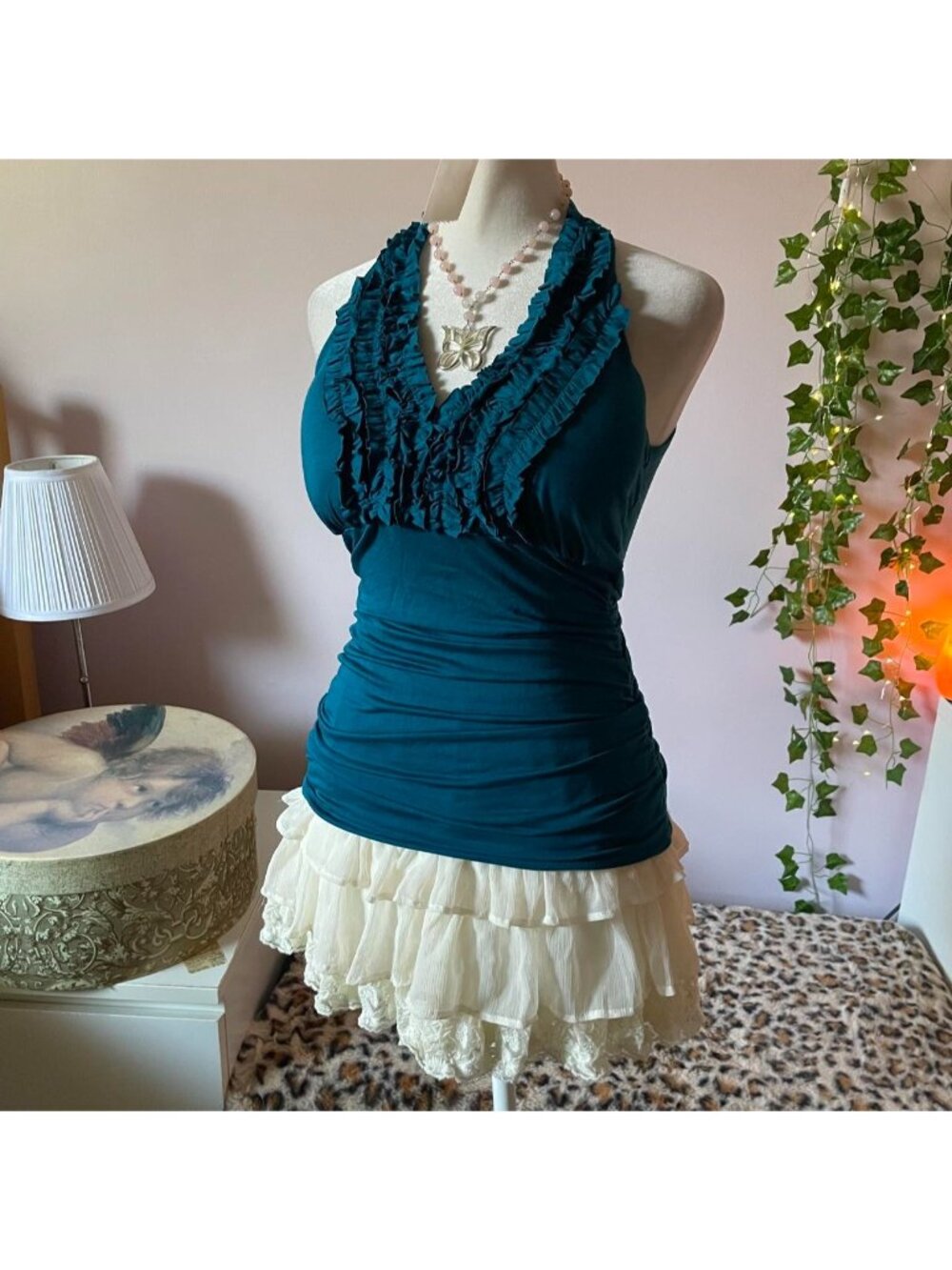 2000s blue sleeveless top with ruffled neckline